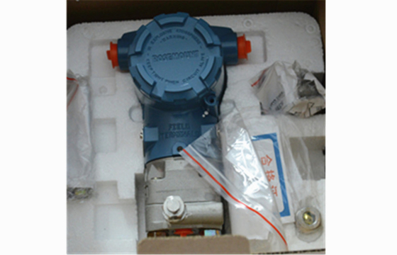 Rosemount 3051CG Gauge Pressure Transmitter with Coplanar platform