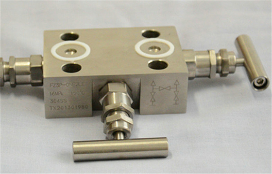 Industri manifold katup Cina, dari 3 cara tekanan katup berjenis sampai 6000psi