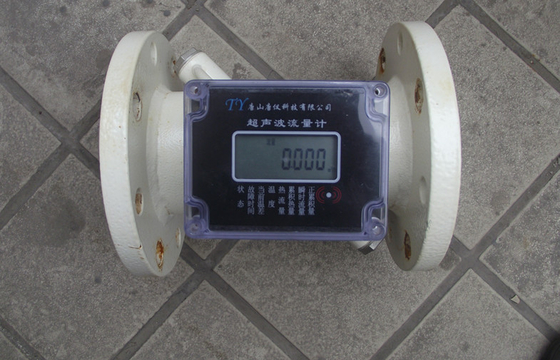 Industri jenis aliran ultrasonik meter dengan air sedang, pipa ukuran DN15mm ke DN6000mm